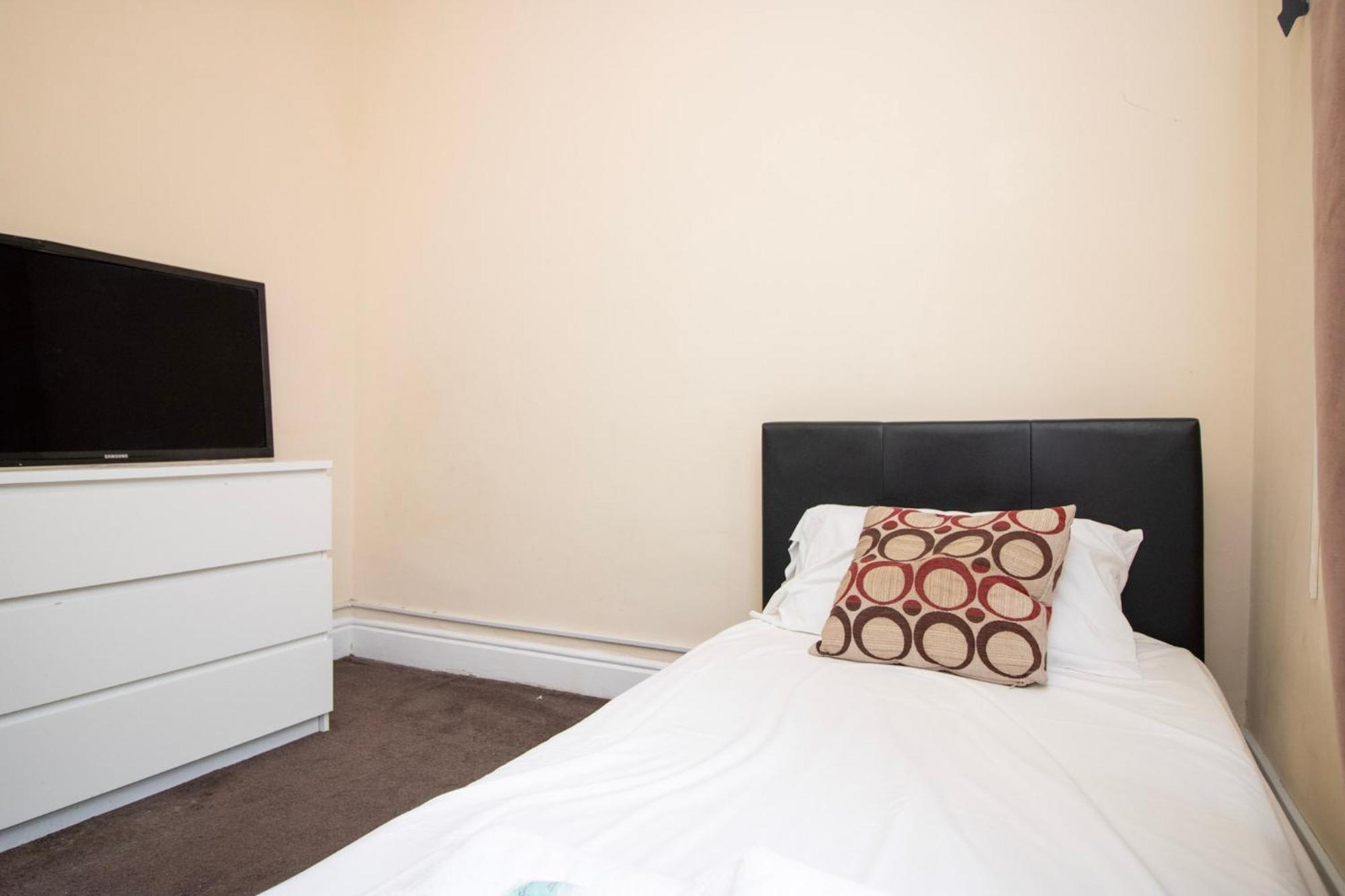 Pebbles Guest House Room 4 เซาธ์แธมป์ตัน ภายนอก รูปภาพ